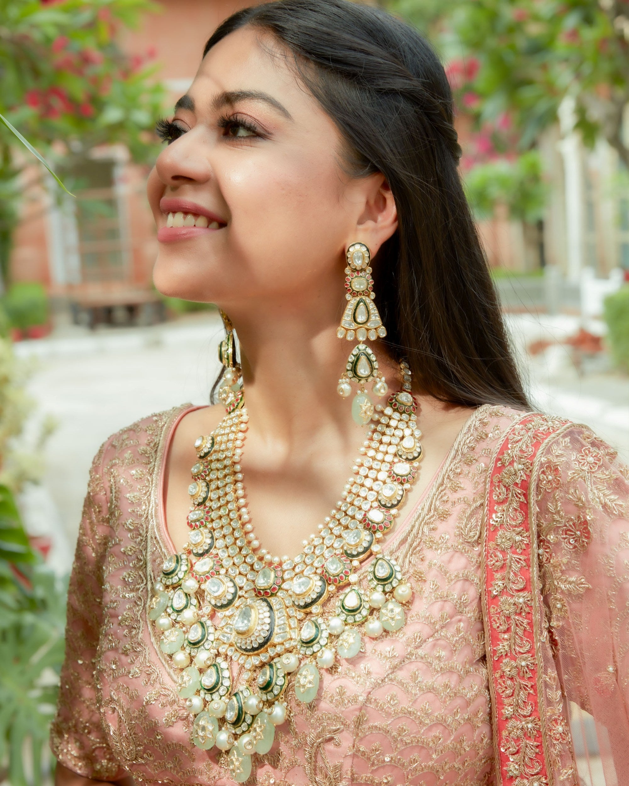 Bridal Contrasting Lehenga With Matching Jewellery - Shaadiwish