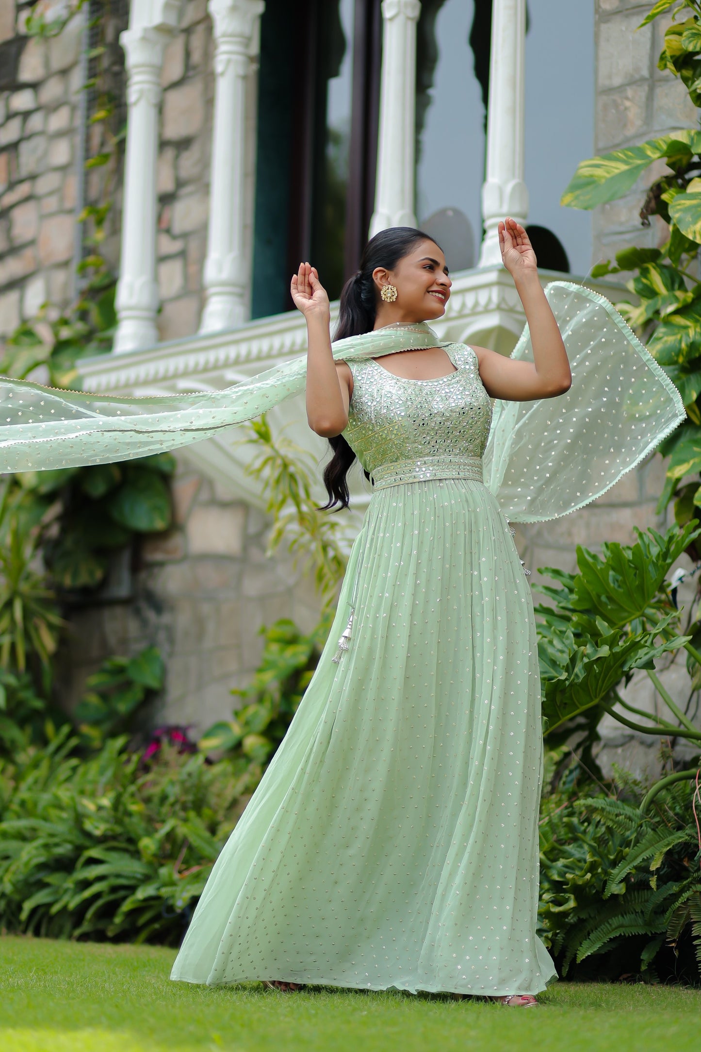 Pastel Green Kurta With Side Slit Set Adorned With Embellishments