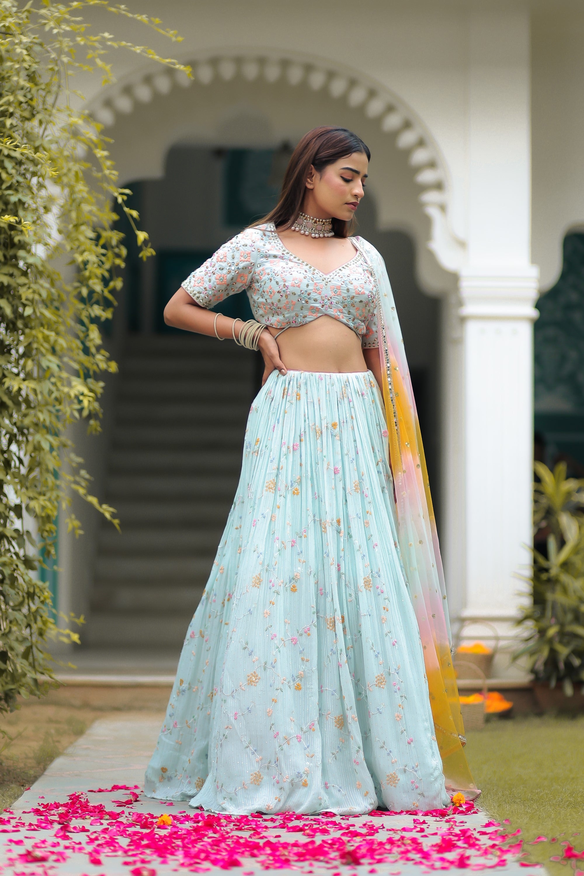 Looking for Bridal Lehenga Store Online with International Courier? | Red bridal  dress, Bridal lehenga online, Sabyasachi lehenga bridal