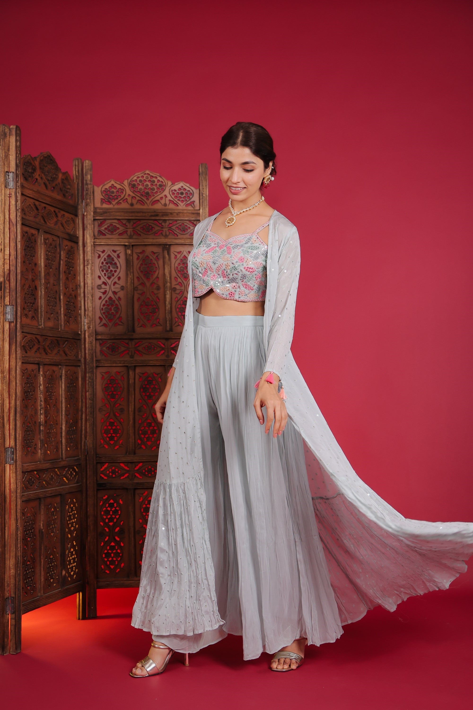 crop top and plazo with shrug | Indian dresses traditional, Crop top  outfits indian, Blush outfit
